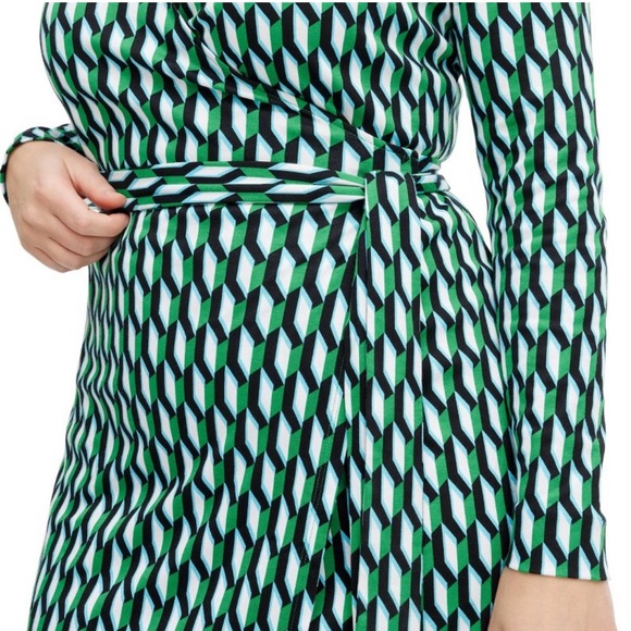 Long-Sleeve Midi Arrow Geo Green Wrap Dress from Diane von Furstenberg XXL NWT - Picture 2 of 4